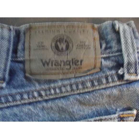 Wrangler Mens 42 X 30 Blue StoneWash Relaxed Straight Leg Jeans 97601DR - Picture 5 of 6